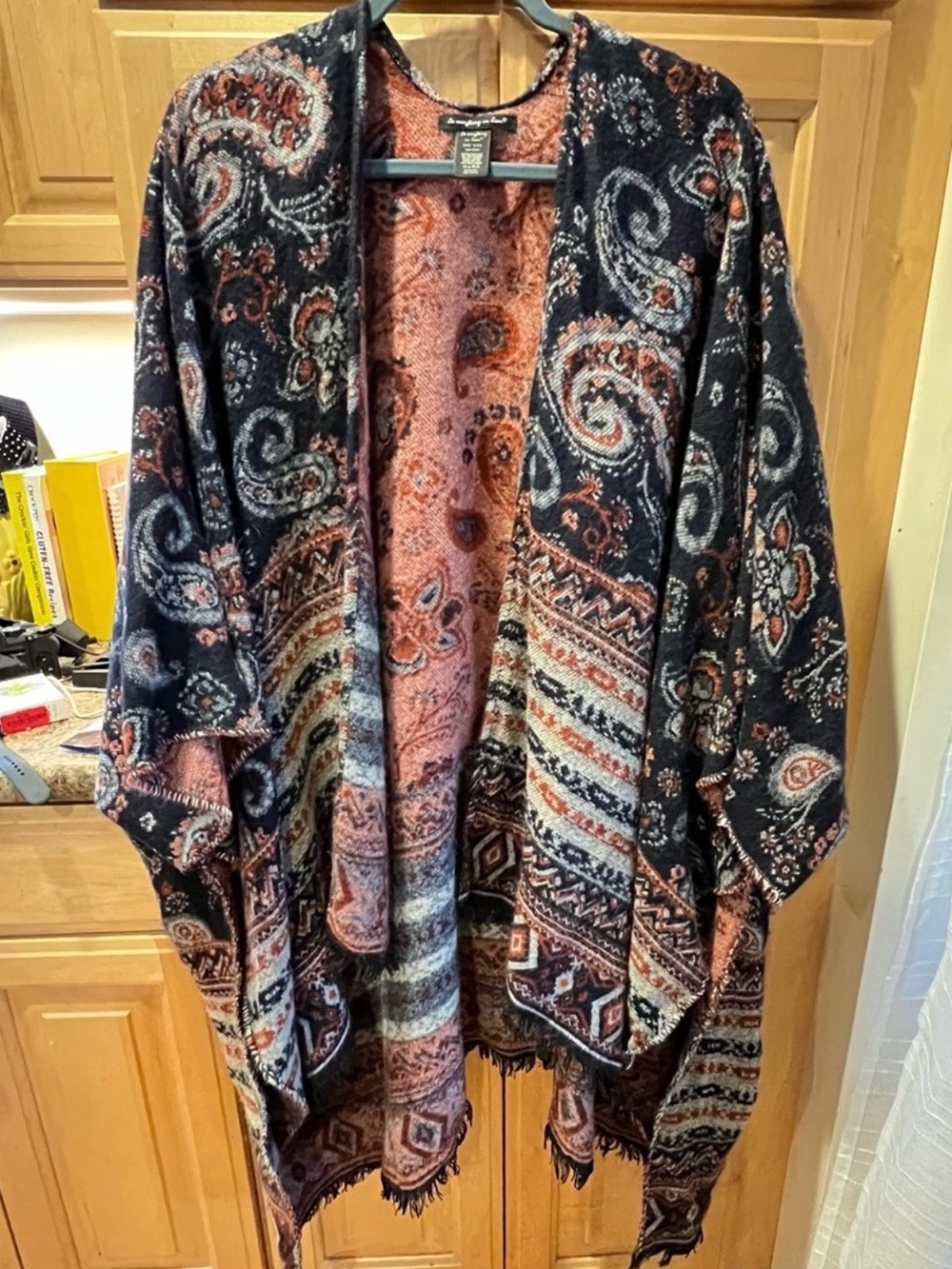 Anthropologie Do Everything in Love Paisley Kimono Sweater Wrap